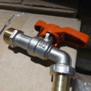 ROBINET 15/21 SPHERIQUE TETE ROUGE